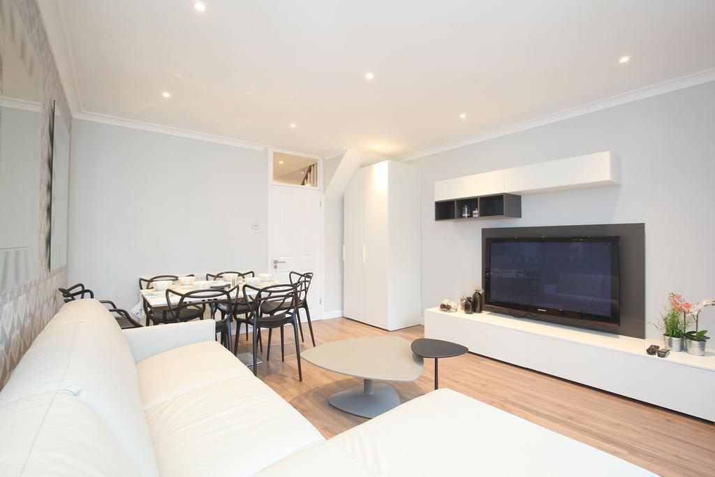 Sach'S 2 Bedrooms Apartment - No Lift Londra Exterior foto